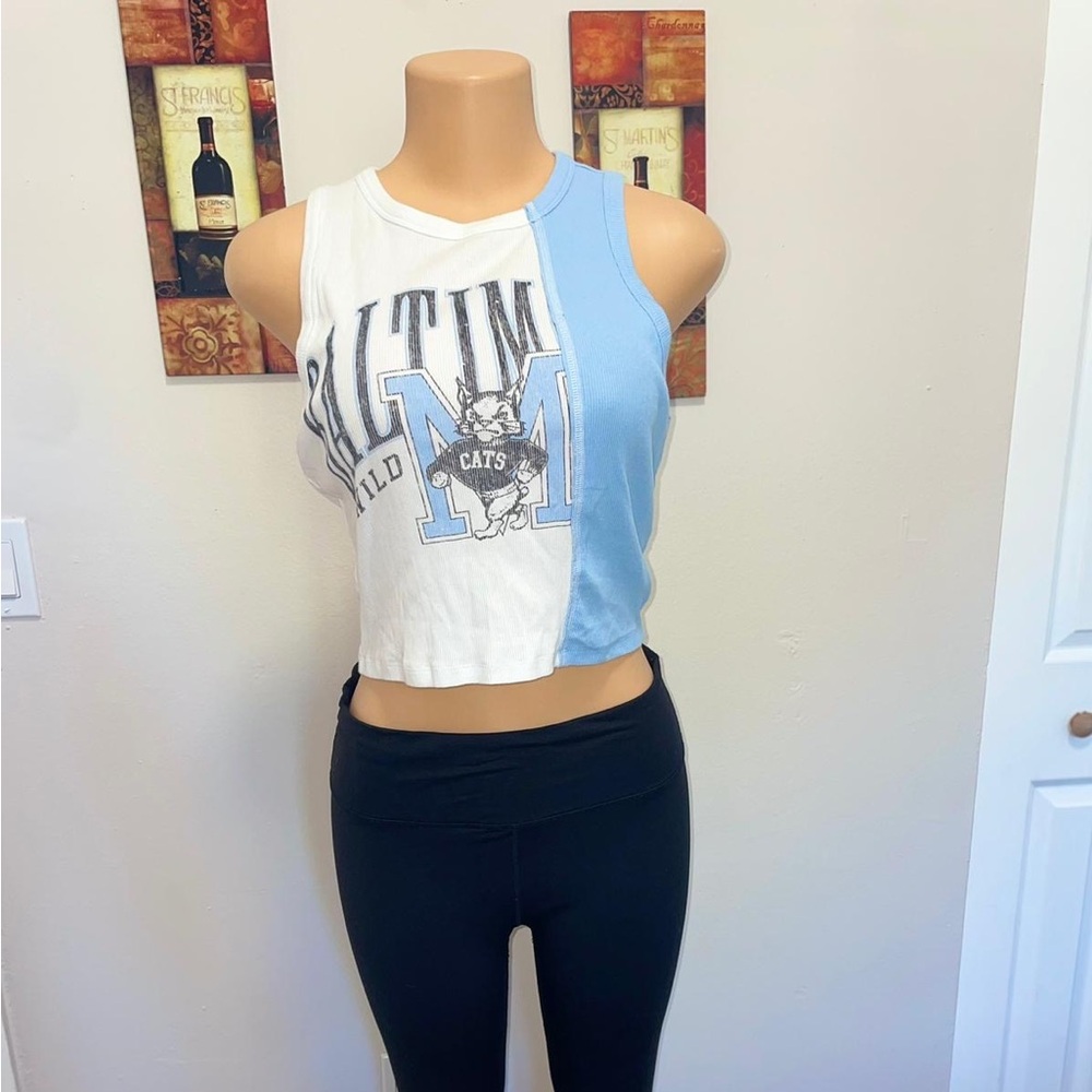 Hollister crop top size XL